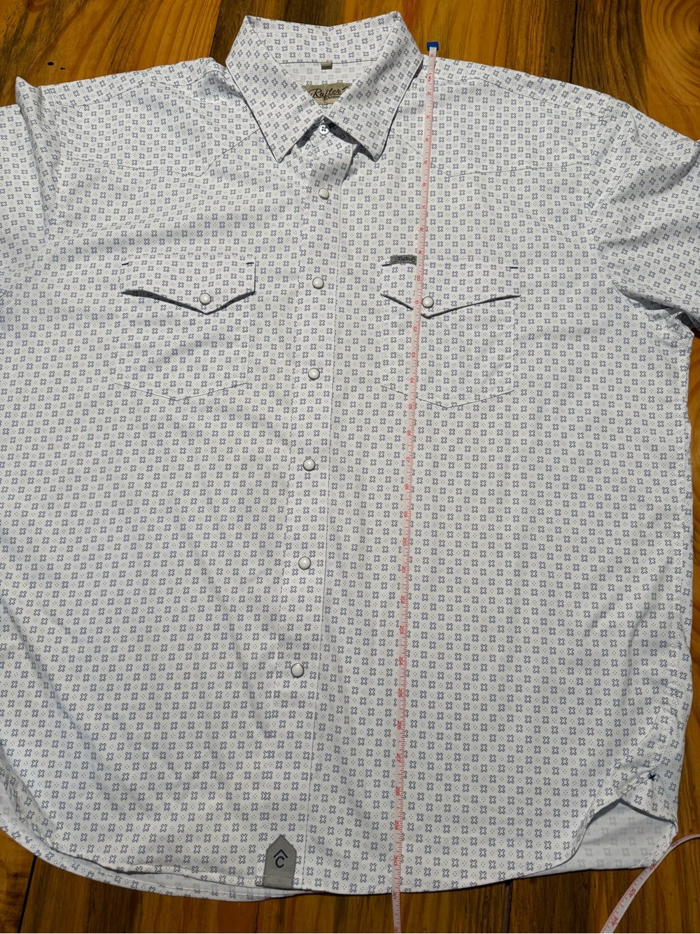 Men’s Pearl Snap Western Shirt, White and Gray Geo Print, Short Sleeves - Picture 7 of 8